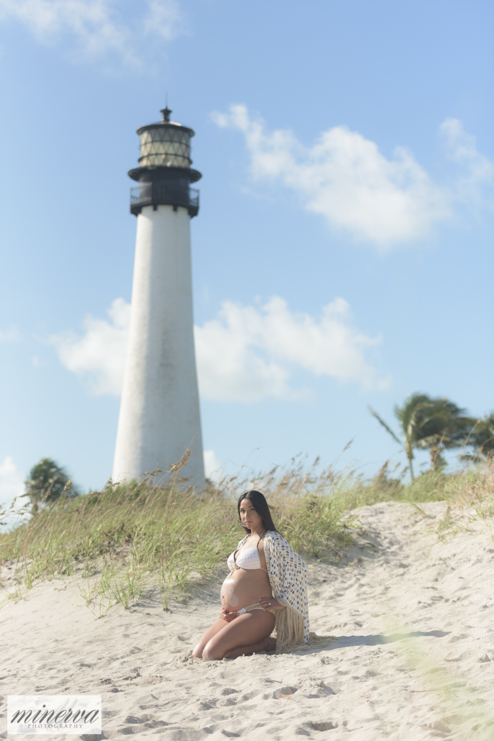 006_maternity-pregnancy-photography_henna-tattoo_bill-baggs-cape-florida-state-park_lighthouse_biscayne-bay_miami-florida
