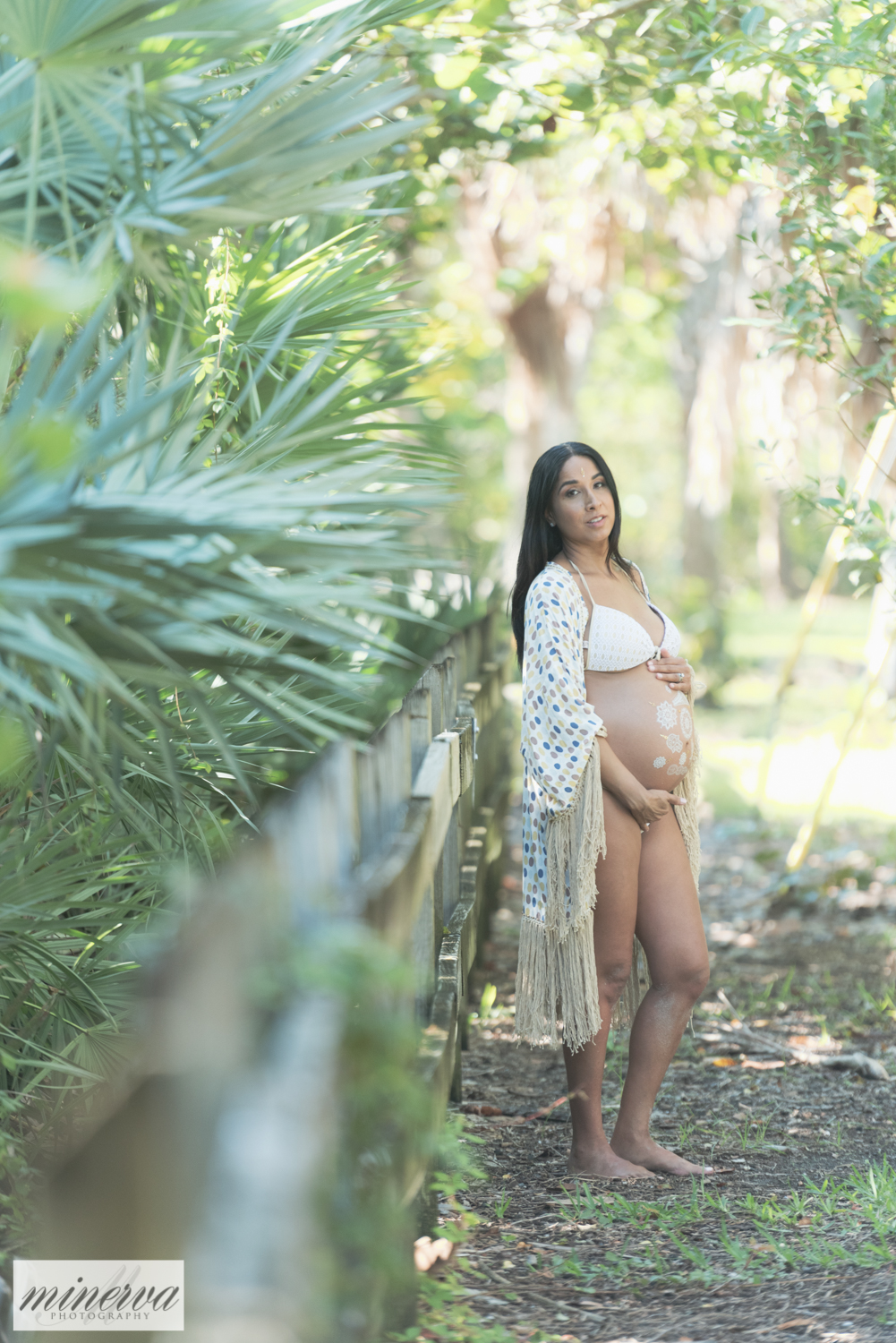 011_maternity-pregnancy-photography_henna-tattoo_bill-baggs-cape-florida-state-park_lighthouse_biscayne-bay_miami-florida
