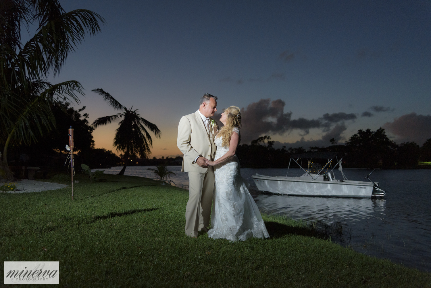 033_wedding-photography_backyard-outdoor_tent_estate_lake-worth_south-florida_broward-palm-beach_orlando_hakuna-matata-weddings_photographer