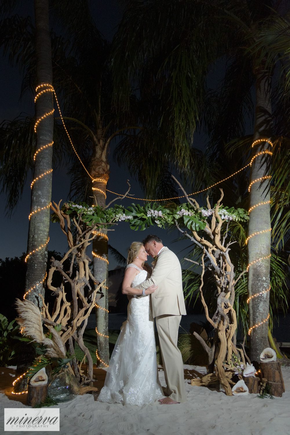 035_wedding-photography_backyard-outdoor_tent_estate_lake-worth_south-florida_broward-palm-beach_orlando_hakuna-matata-weddings_photographer