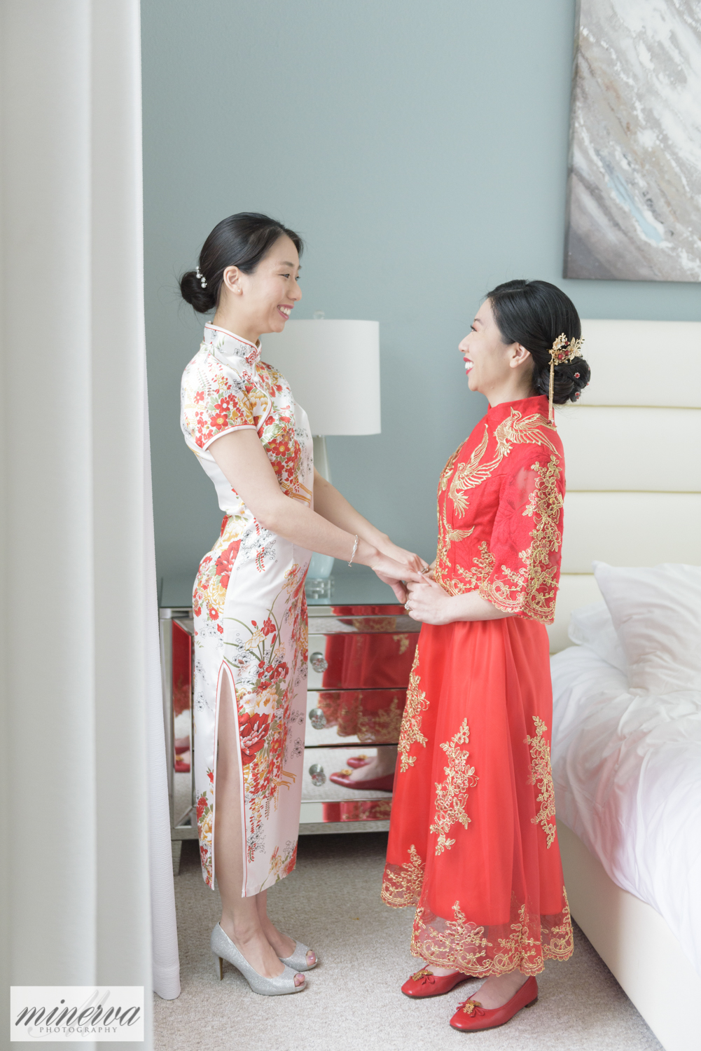 014_chinese-tea-ceremony_red-dress_four-seasons-resort-orlando_walt-disney-world_wedding_first-look_staircase_central-florida-photographer_luxury-photography