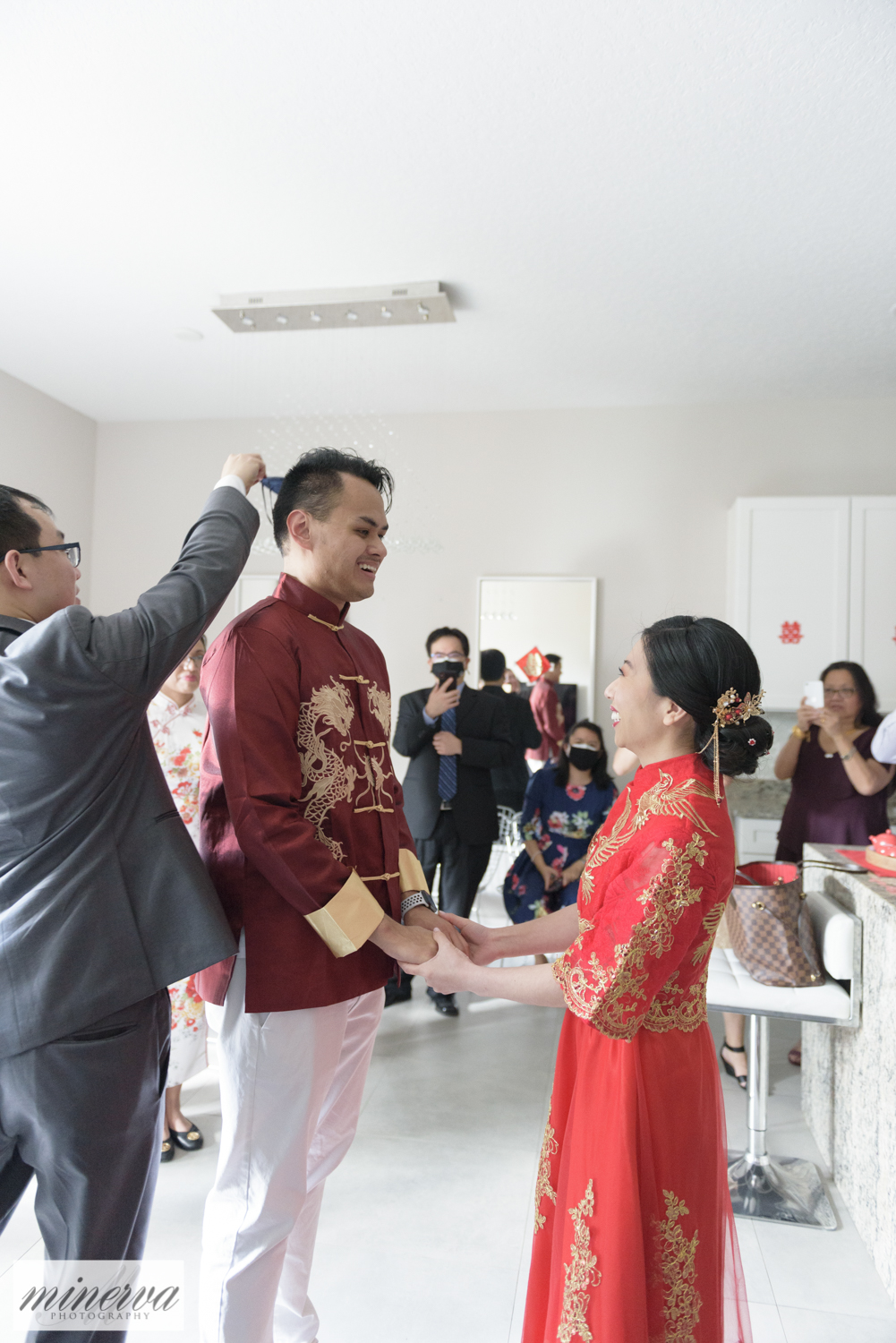 044_chinese-tea-ceremony_red-dress_four-seasons-resort-orlando_walt-disney-world_wedding_first-look_staircase_central-florida-photographer_luxury-photography