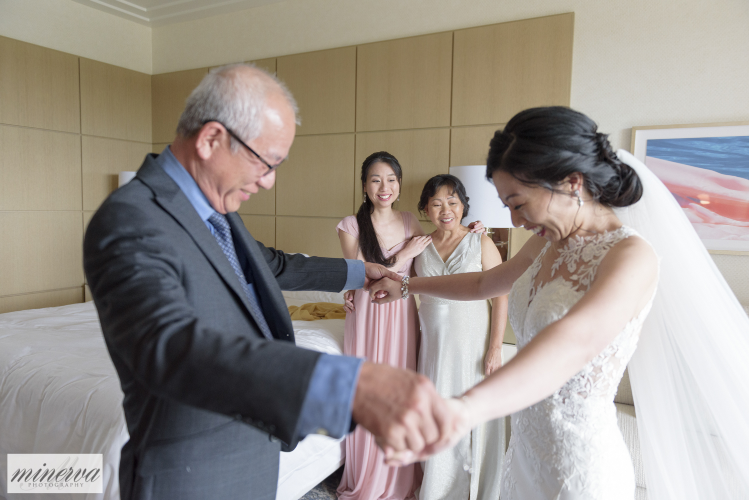 091_chinese-tea-ceremony_red-dress_four-seasons-resort-orlando_walt-disney-world_wedding_first-look_staircase_central-florida-photographer_luxury-photography