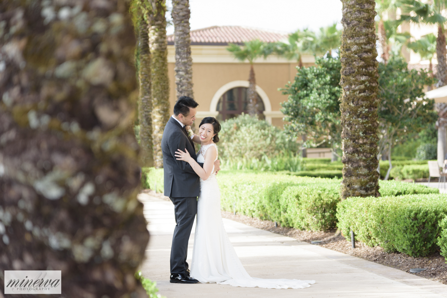 154_chinese-tea-ceremony_red-dress_four-seasons-resort-orlando_walt-disney-world_wedding_first-look_staircase_central-florida-photographer_luxury-photography